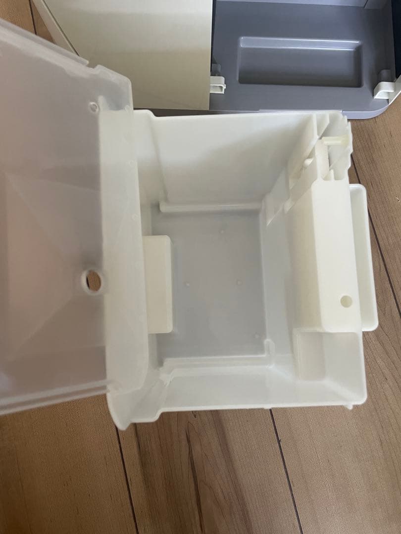 ✴︎美品✴︎除湿機、衣類乾燥　／除湿器　部屋干し　洗濯　乾燥機　湿気