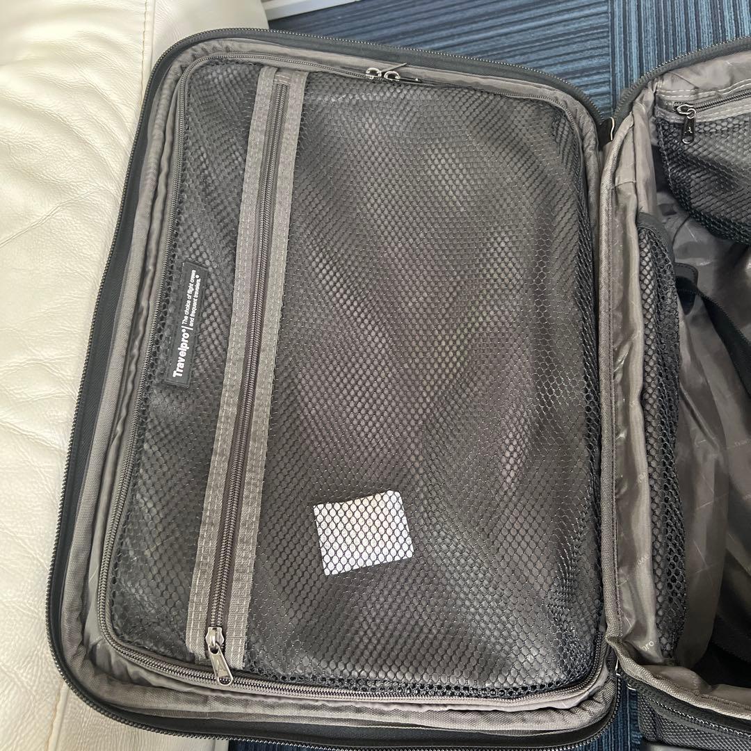 トラベルプロ　フライトクルー5 航空関係者用　Travelpro 21インチ