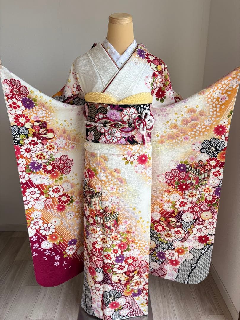 期間限定価格（2/1まで！）⭐️可愛い振袖フルセット　成人式　正絹　袋帯　白地系