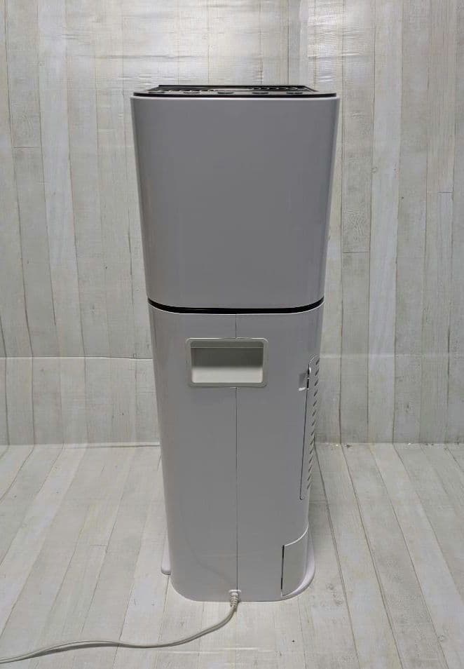 アイリスオーヤマ 衣類乾燥除湿機 IJD-150w　2021年製