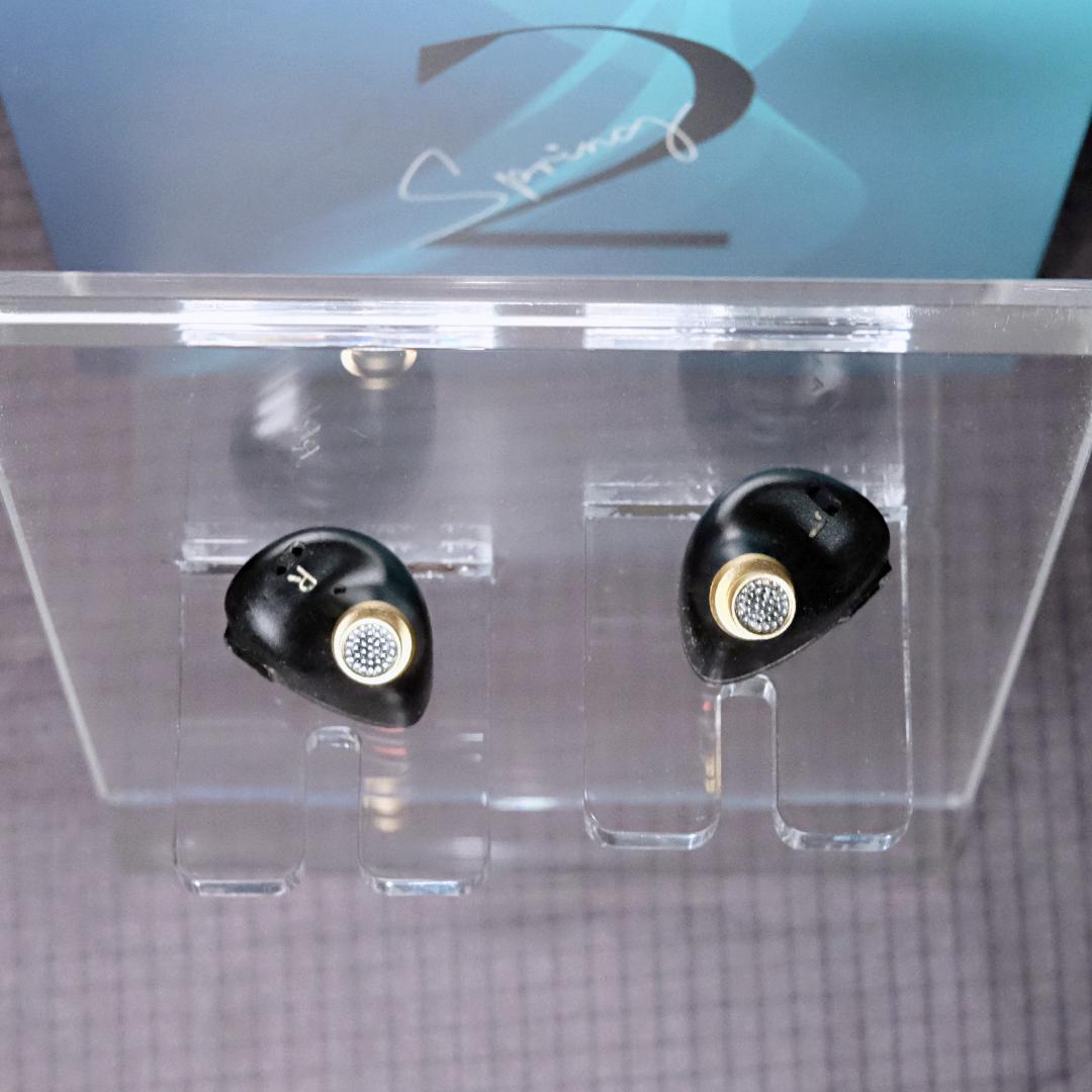 BQEYZ Spring 2 【9層ピエゾ＋13mm DD＋BA 構成】イヤホン