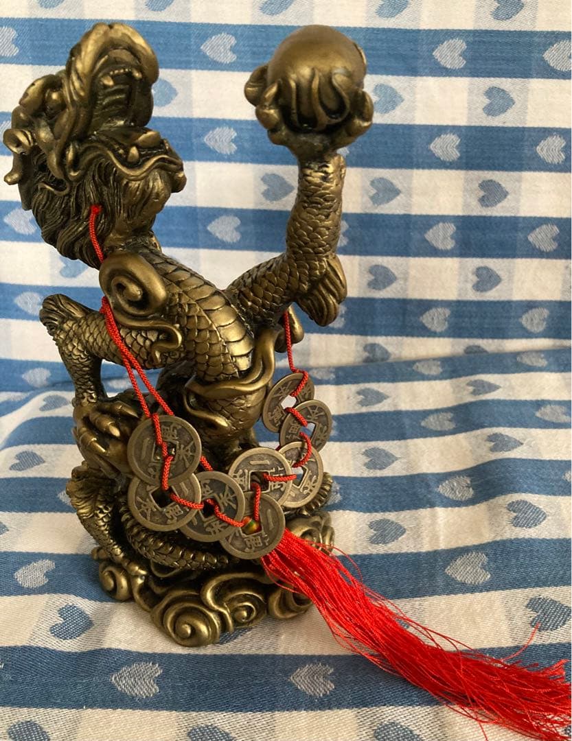 風水 開運 玉を捧げる龍 金属製 迫力ある重量感 財力強運を引き寄せる置物