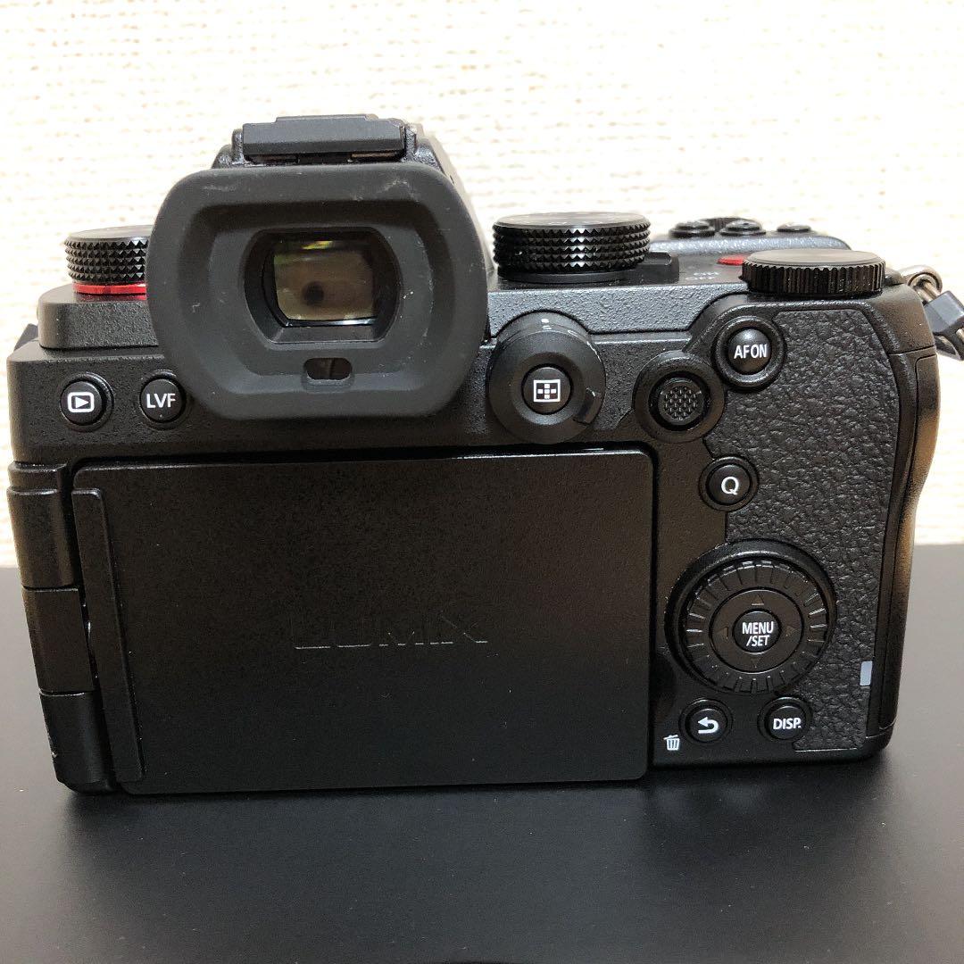 ★Panasonic LUMIX DC-S5