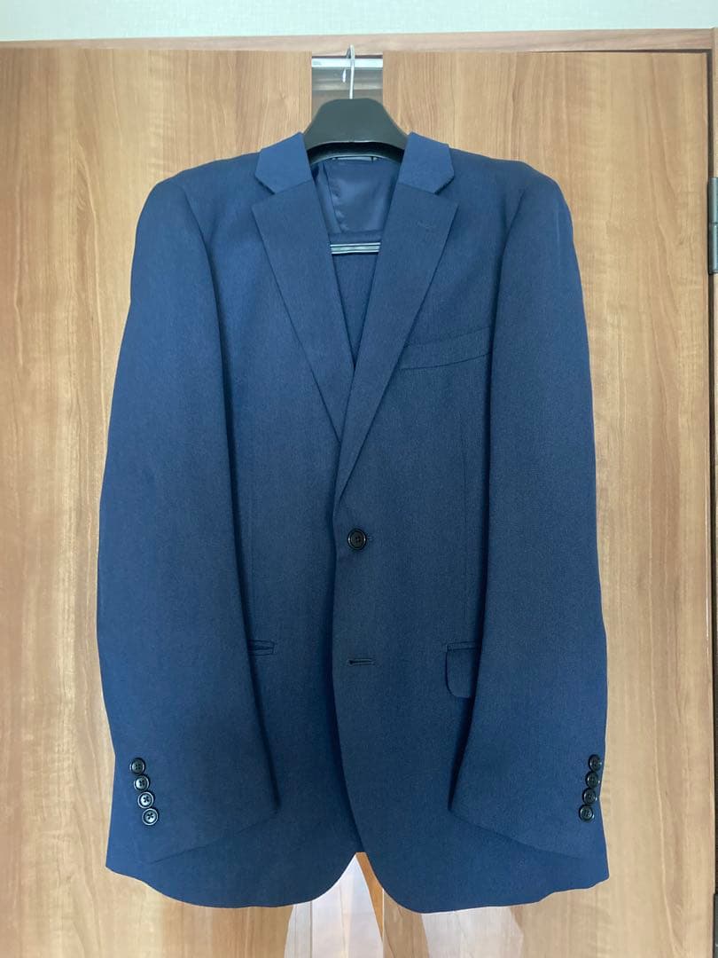 TETE HOMME 家庭洗濯可能なスタイリッシュスーツ　ネイビー