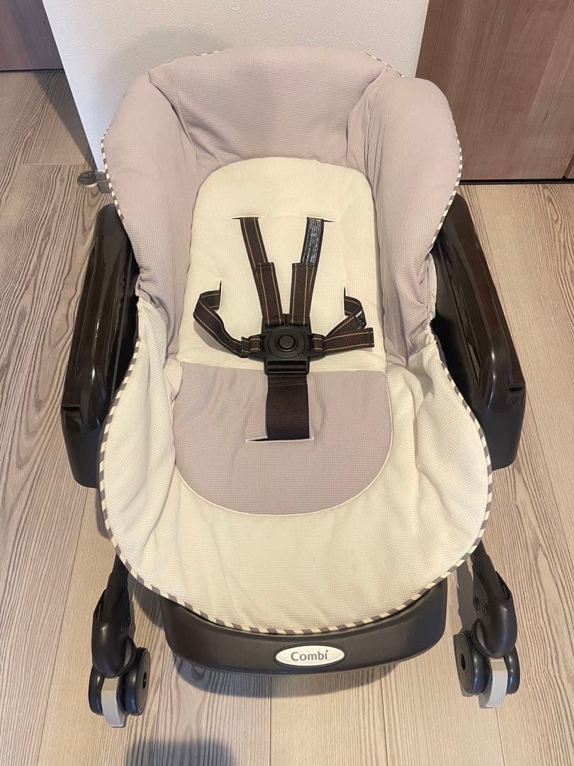 コンビ　ネムリラ　手動　ハイローチェア　スウィングベッド&チェア