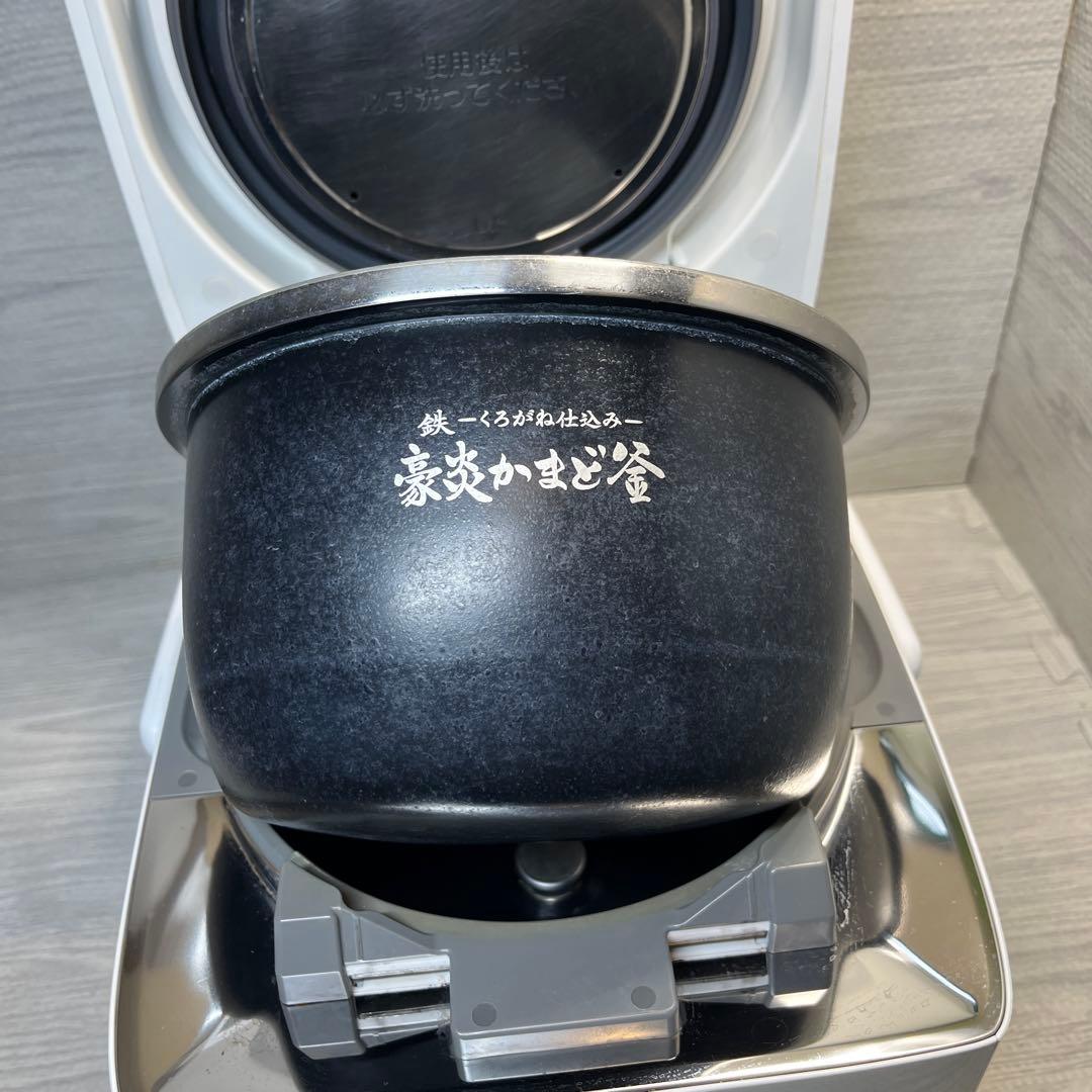 象印 圧力IH炊飯ジャー NW-KB10 炎舞炊き 5.5合炊き(2019年製)