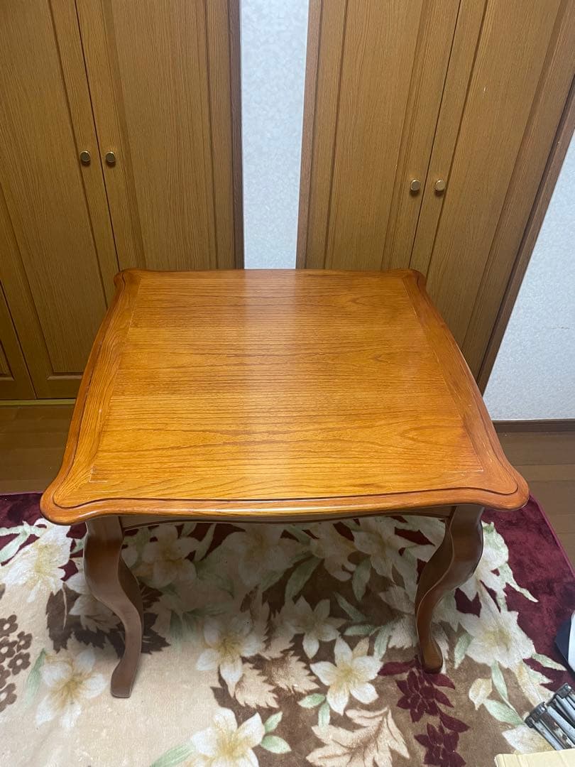 アンティーク　猫足　ダイニングテーブル　クラシック木製正方形テーブル