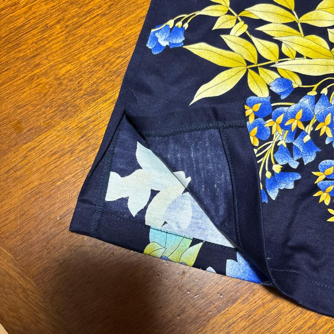 LEONARD レオナール 花柄 カットソー 未使用　コットン100% Vネック