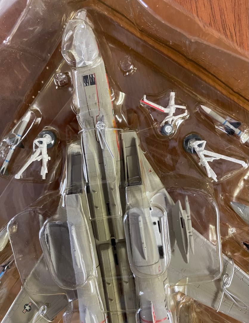 絶版新品未使用　ドラゴンウォーバーズ　1/72 米海軍 F-14A トムキャット
