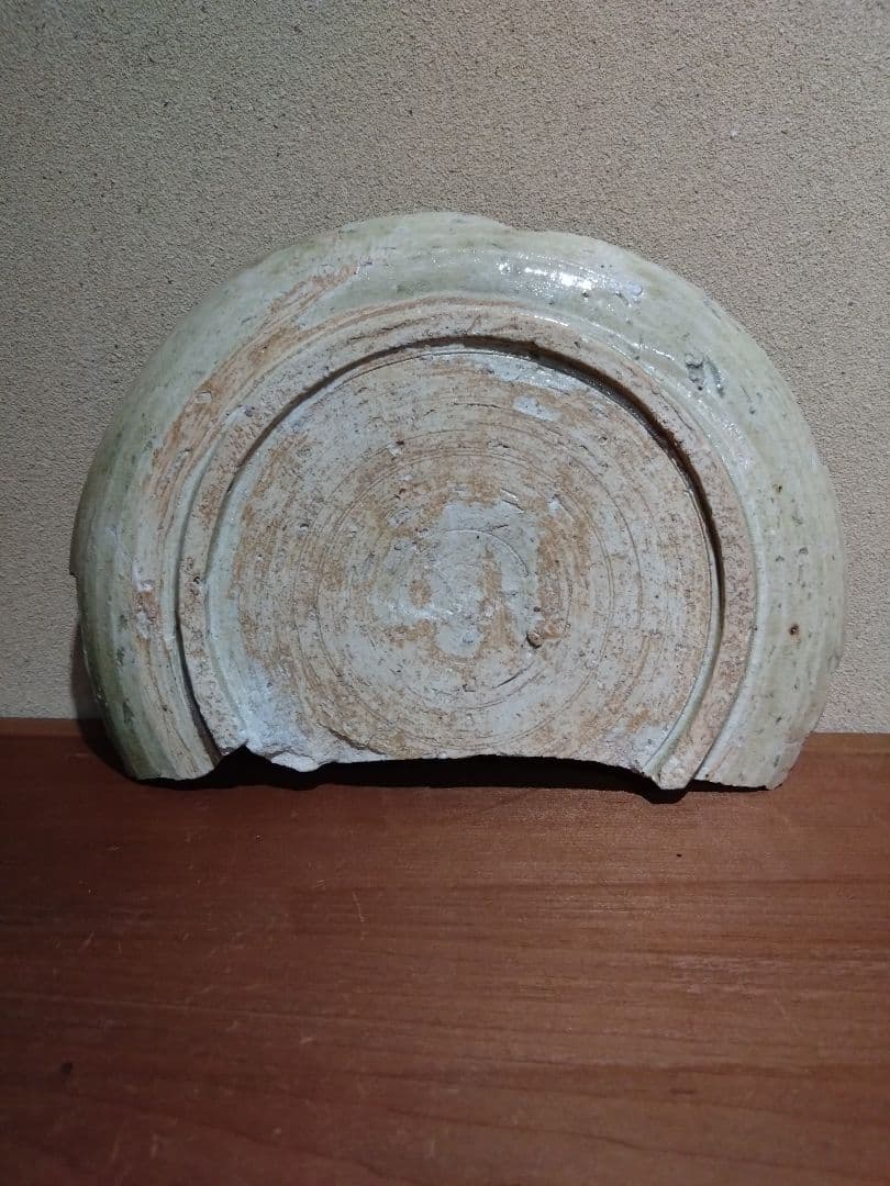 美濃陶片 黄瀬戸 菊花 織部釉流し紋 大皿 陶片 残欠 志野 織部 古陶磁