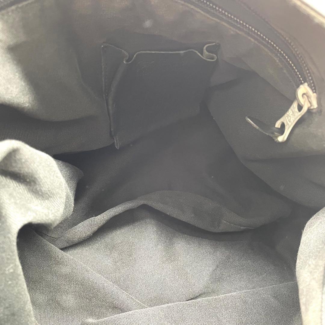 【美品】イルビゾンテ　ショルダーバッグ　ハーフムーン　ロゴ型押し　レザー　黒