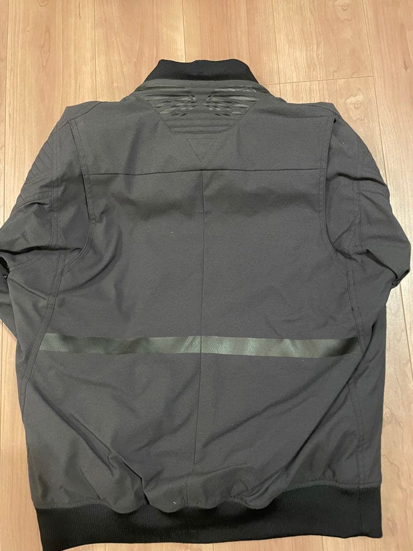 クシタニ ウィンターアーカナリブブルゾン