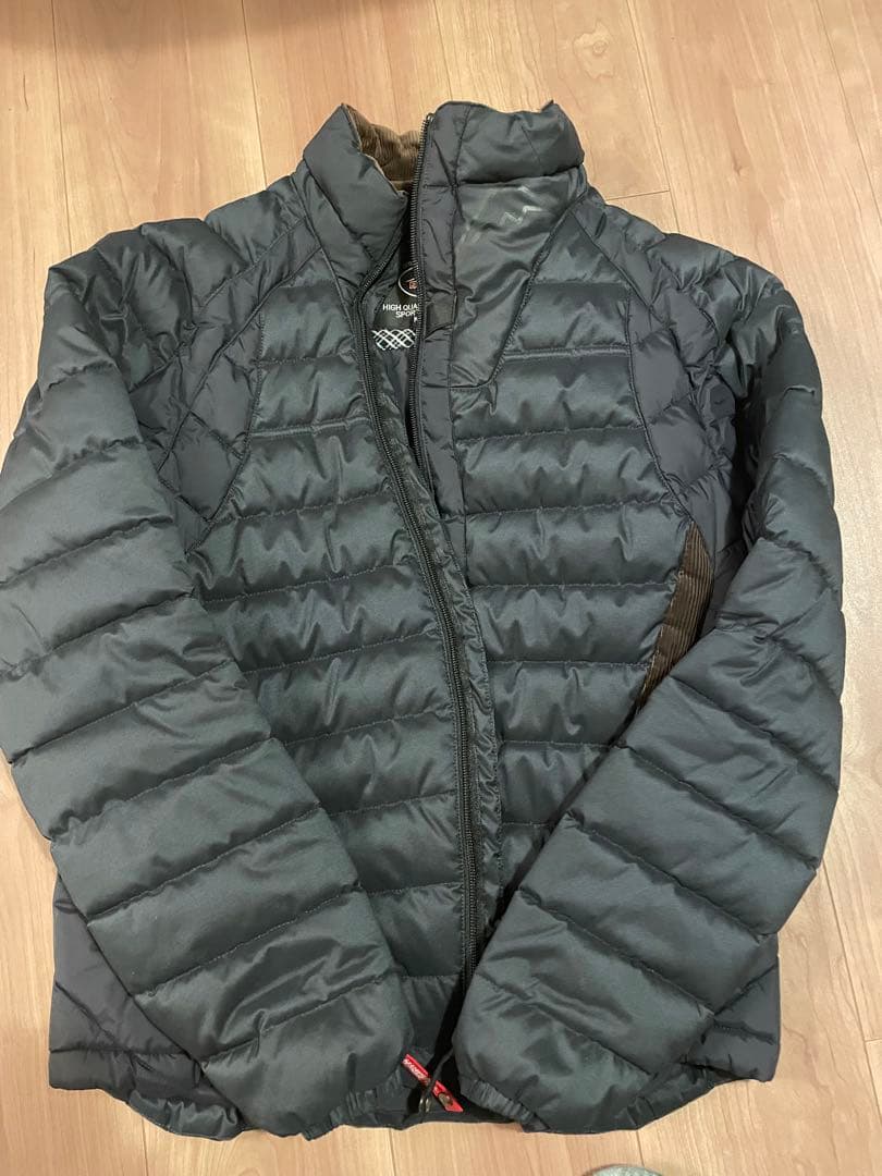 クシタニ ウィンターアーカナリブブルゾン