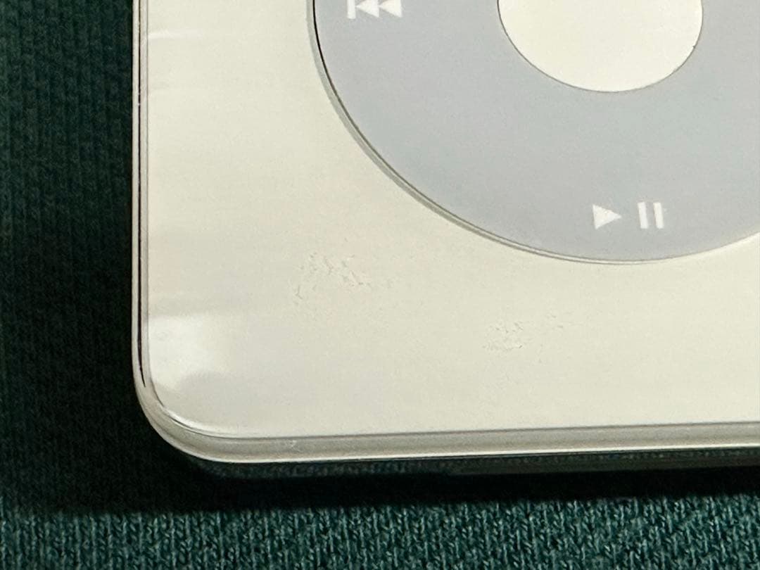 新品同様 iPod Classic 5.5世代　30GB MA444J