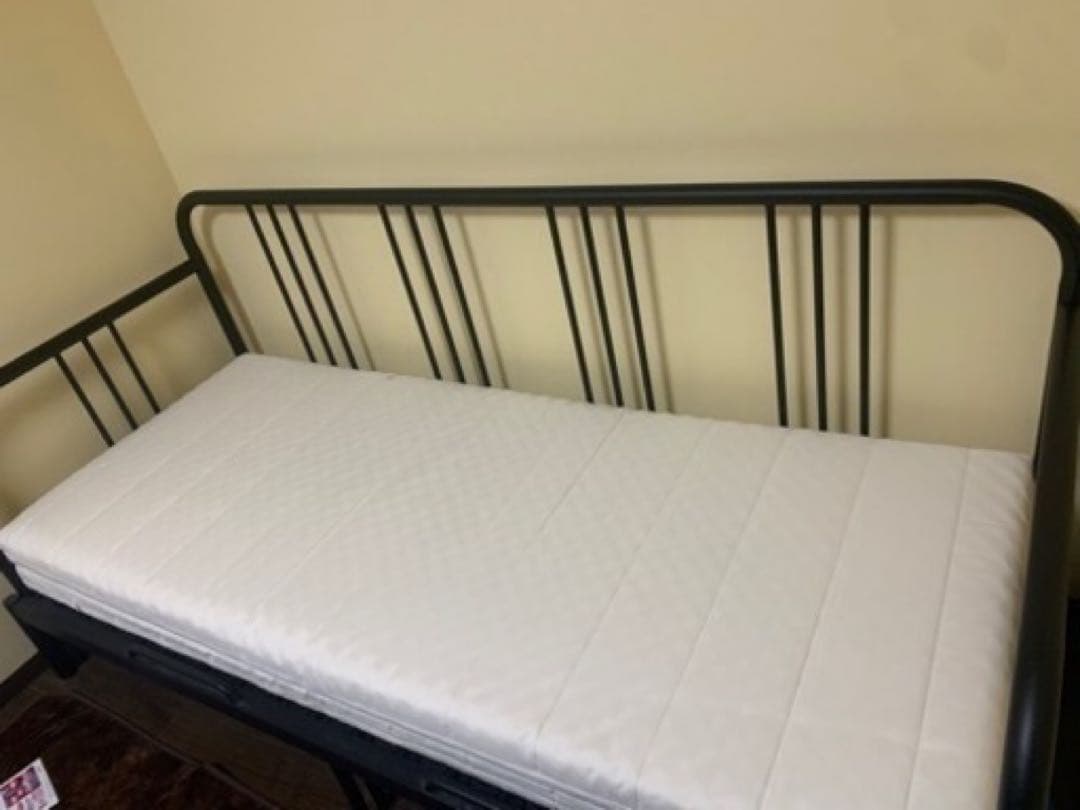 IKEA　FYRESDAL イケア　フィーレスダル デイベッドフレーム