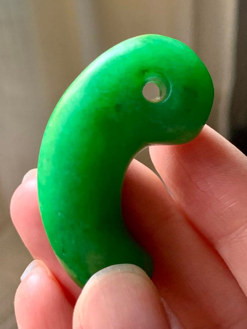 古墳期　出土　糸魚川超ろんかん翡翠勾玉　縄文　弥生　石器　大珠　根付　土器　化石