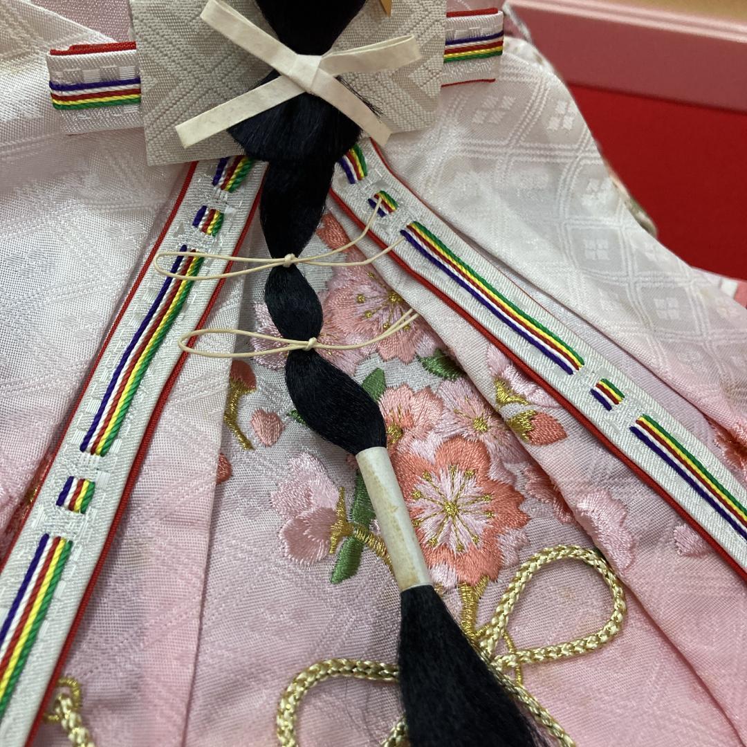 F4-7 訳あり特価　きれいな刺しゅう花柄衣裳　三五親王のみ