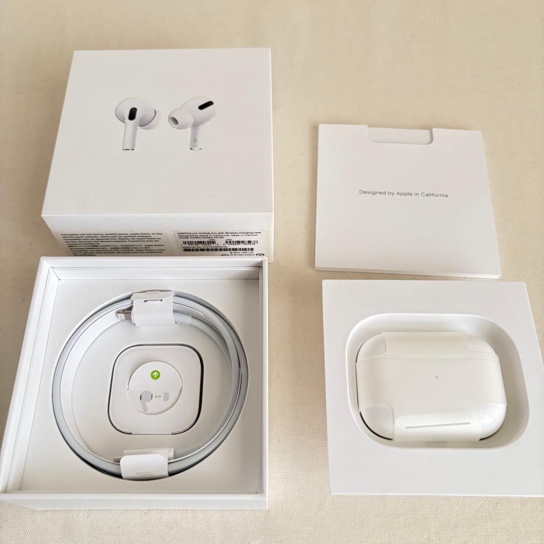 イヤホン AirPods Pro 1 with MagSafe Charging Case