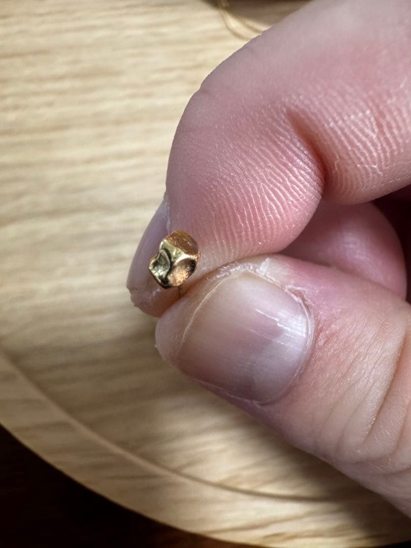 本日までの出品！1117 loro K18 両耳用　キャッチだけは一つのみ