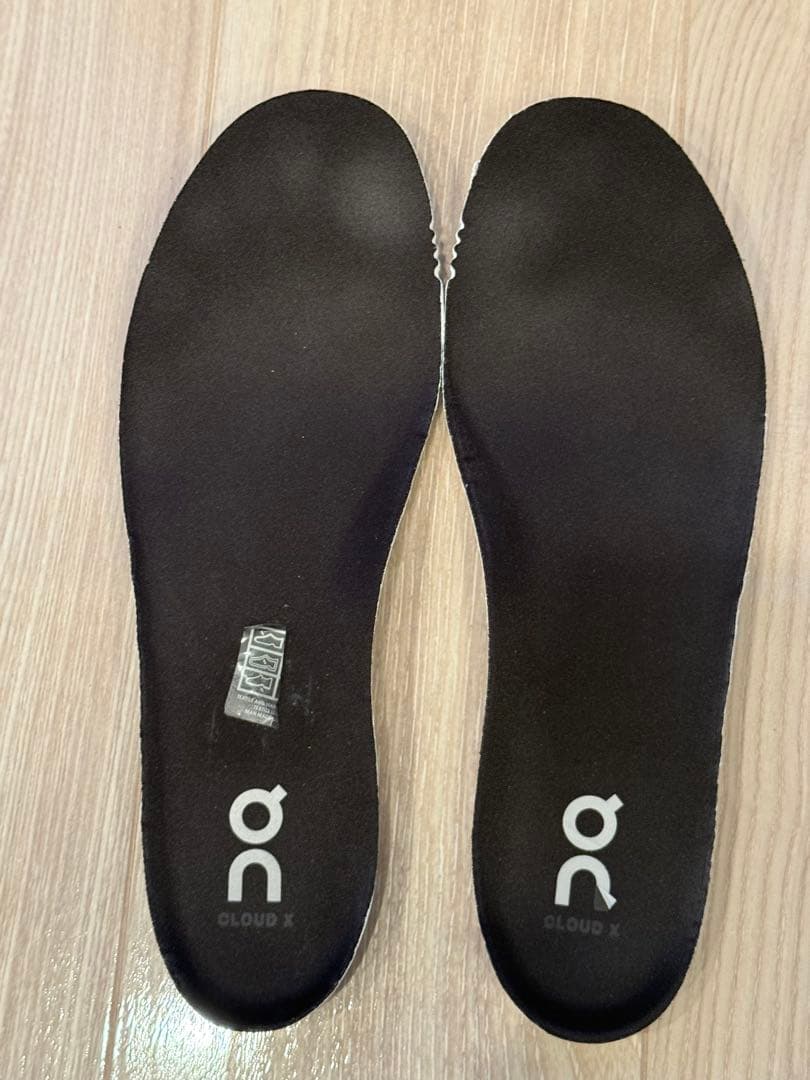 On Cloud X 4 クラウド エックス 4 ランニングシューズ 靴 メンズ