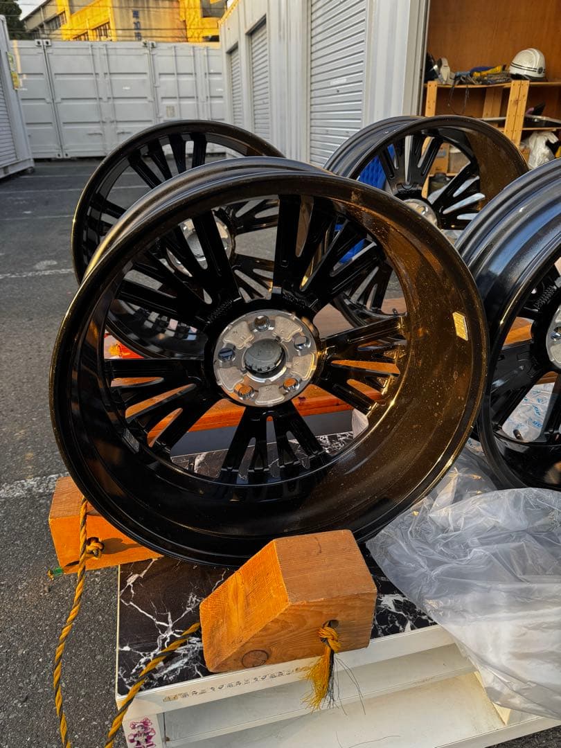 トヨタ 19インチ ブラックスポークホイール 4本セット