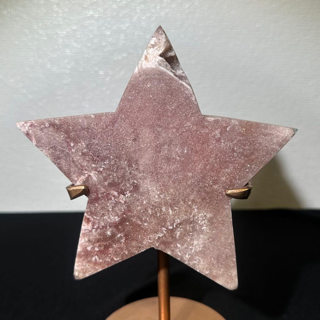天然石ピンクアメジストの星　置物　彫物　台座付きNO.061510