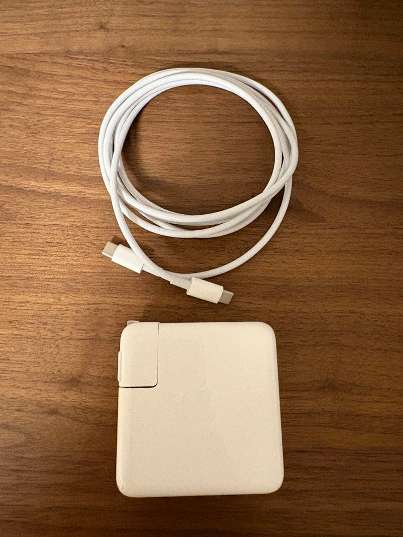 MacBook本体 Apple MacBook Pro 13 inch (2016)MLH12J/A