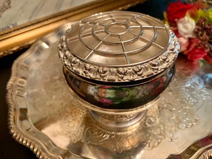 英国 アンティーク　IANTHE フラワー/ローズボウル・ベース/花器　銀メッキ