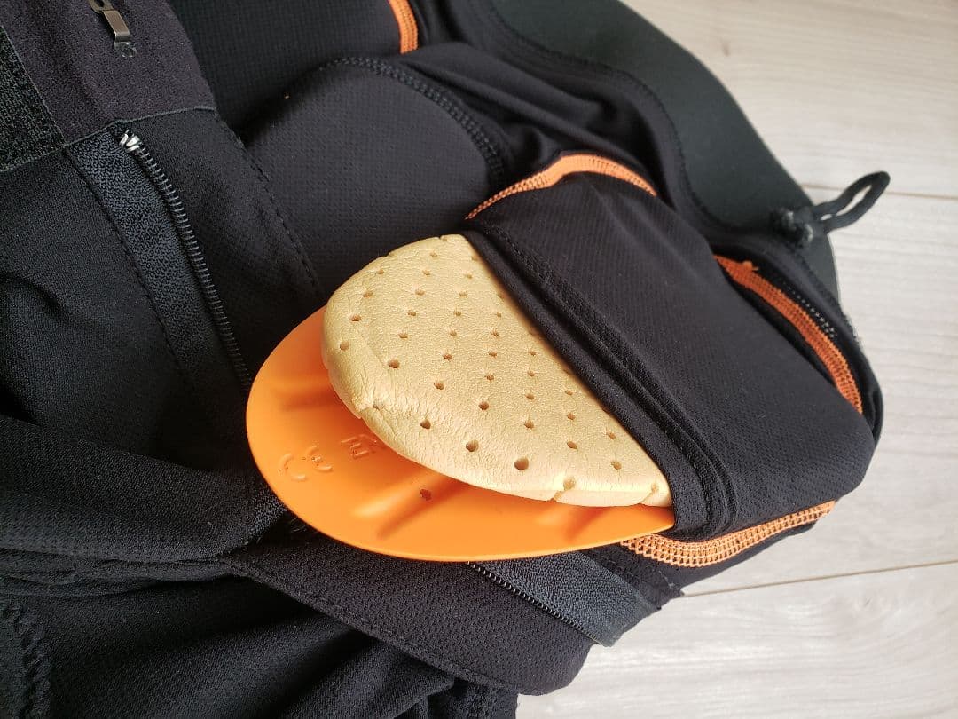 鎧武者　プロテクター　ヒップガード D3O　XL