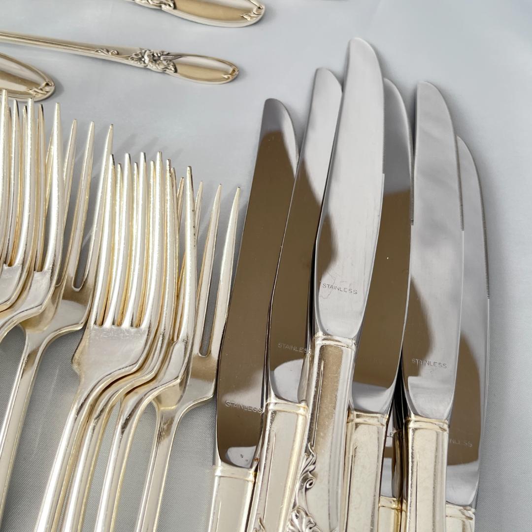 【White Orchid】 ディナーセット 8名用55本 サーバー付