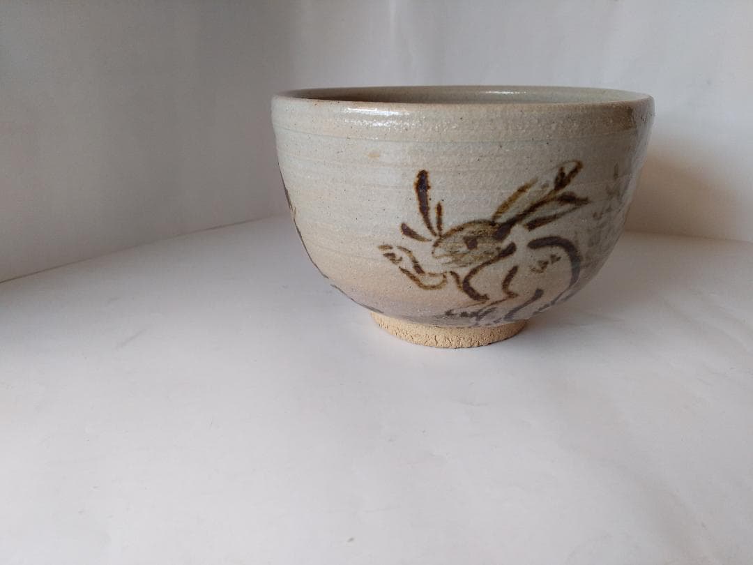 絵唐津 鳥獣戯画 茶碗 茶道具 唐津 抹茶碗 新品 未使用 です。