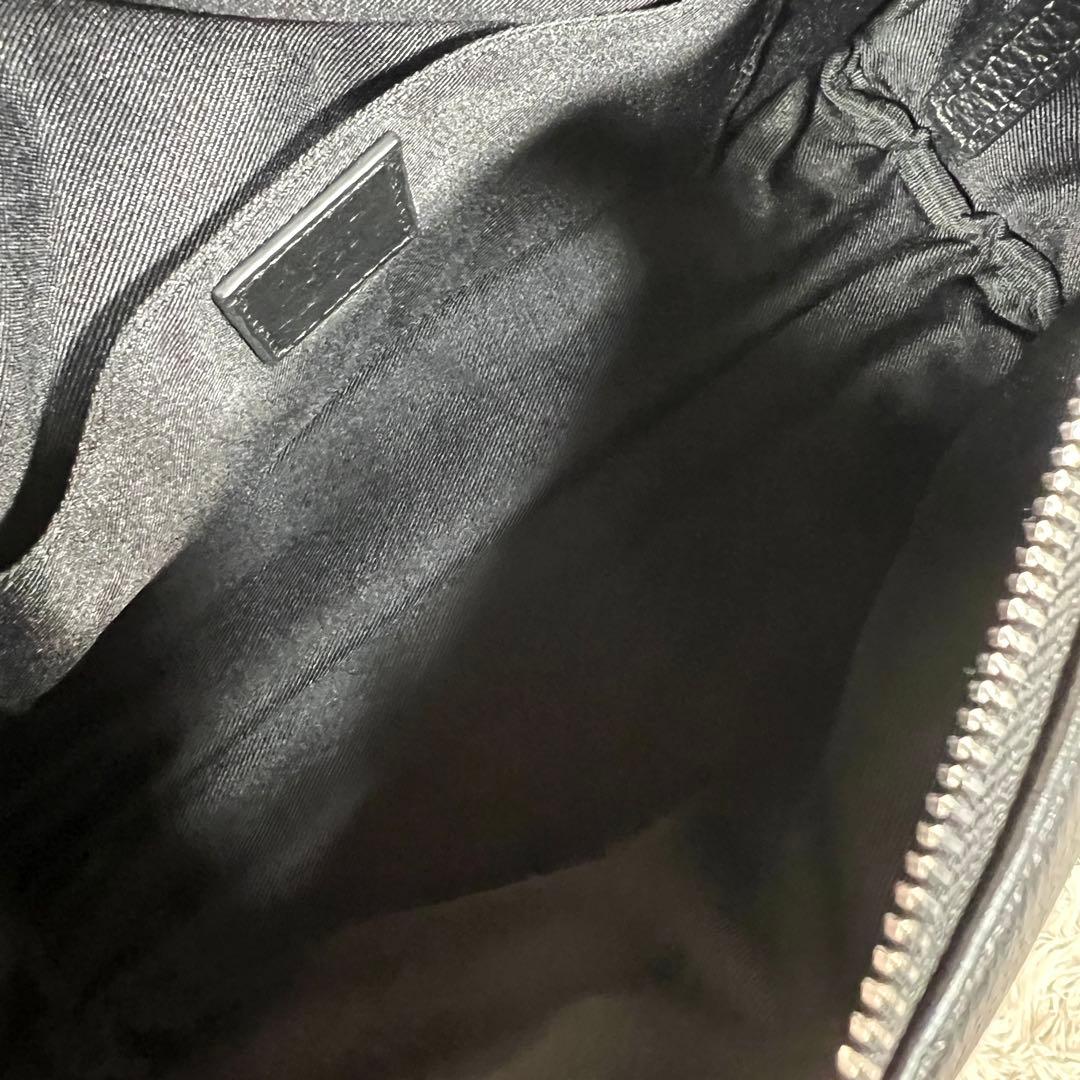 極美品✨　BEARDSLEYビアズリー　ドットボディバッグ　ブラック