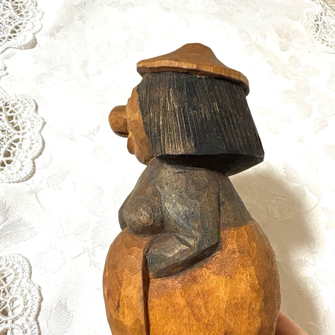 スウェーデン　手彫り　木彫置物　 人形　ヨーロッパ　木彫　工芸品美術品ビンテージ