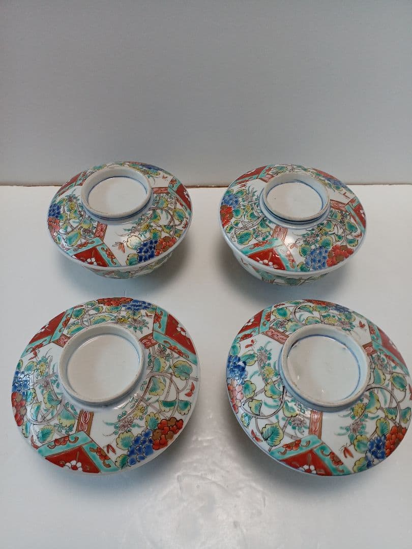 骨董　古伊万里色絵　蓋物　4客