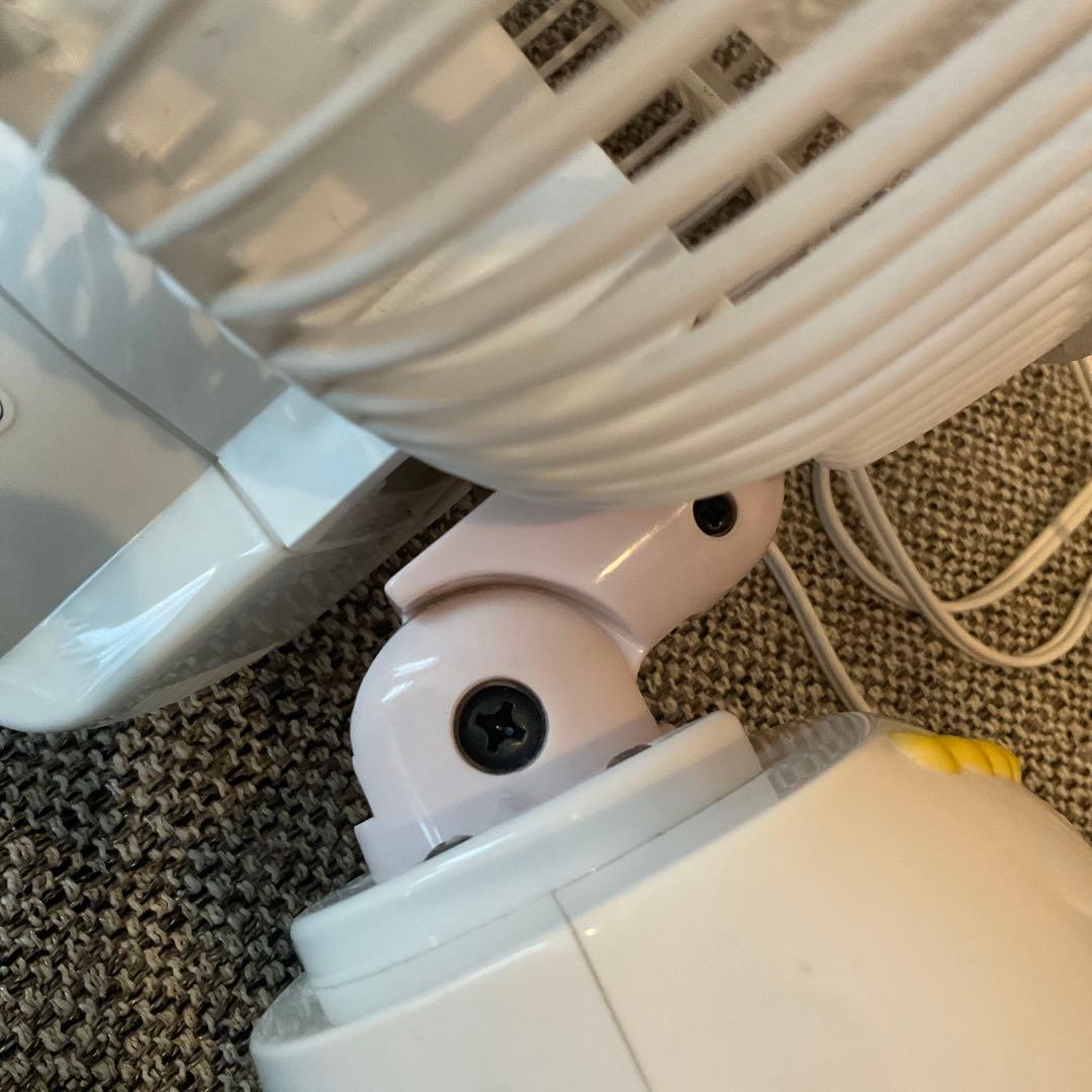 し*❌様 チャーミーキティ　扇風機　ピンク　06年製　羽根18㎝　風:強弱　首振