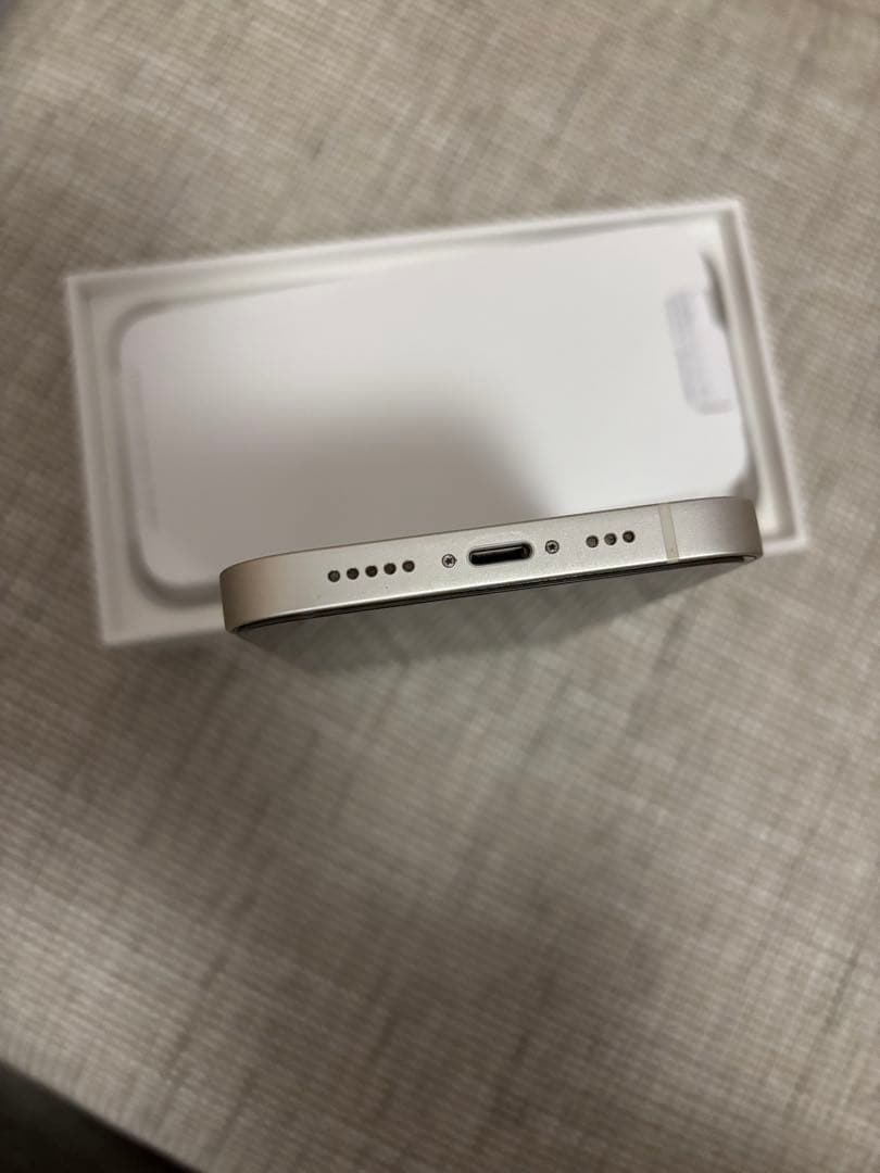 iPhone13 128GB スターライト