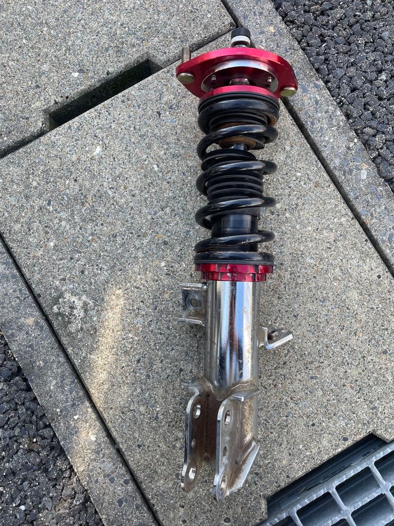 格安即購入可能Spiegel シュピーゲル RC1/RC2 R2 車高調