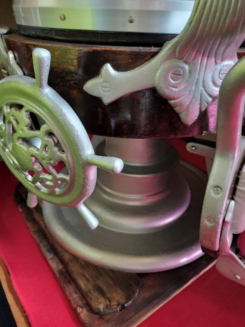 床屋椅子　大正時代　床屋　美容室　バーバーチェア