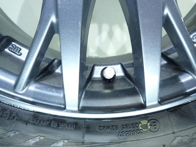 B1049【送料無料】スタッドレスタイヤ 155/65R14 4本セット