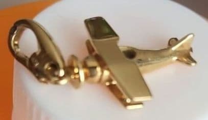 C*t様 Cartier カルチエ　ペンダントヘッド　18K 飛行機 保証書付き