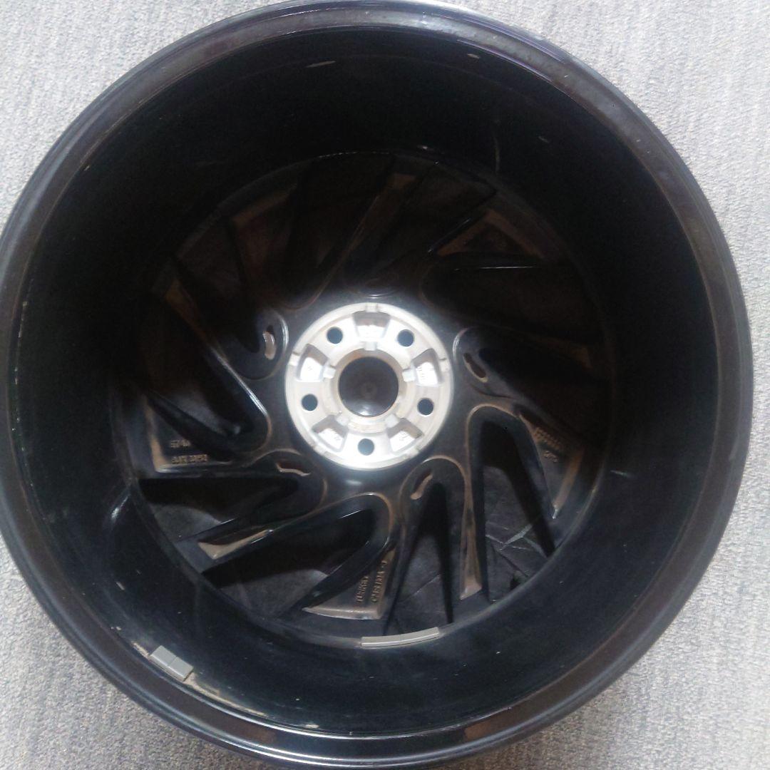 アルテオン純正ホイール