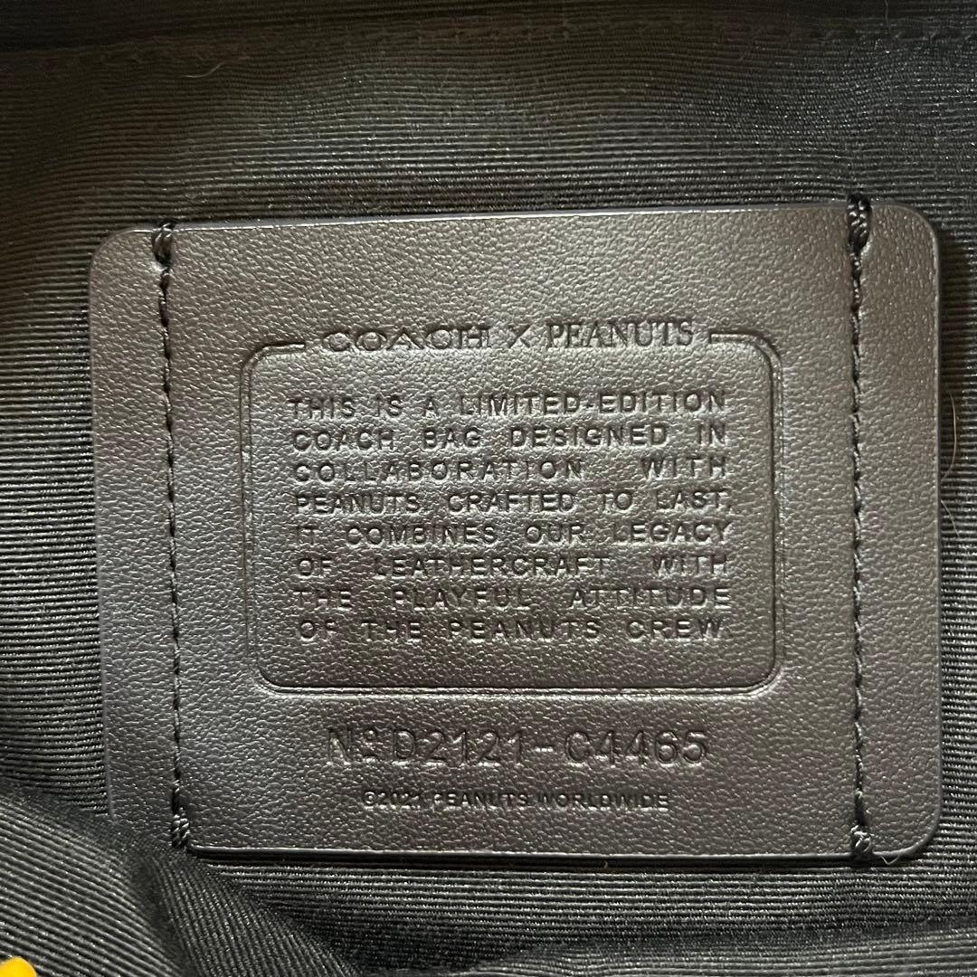 極美品✨限定品✨コーチ　ボディバッグ　スヌーピー　コラボ　レザー　ホワイト