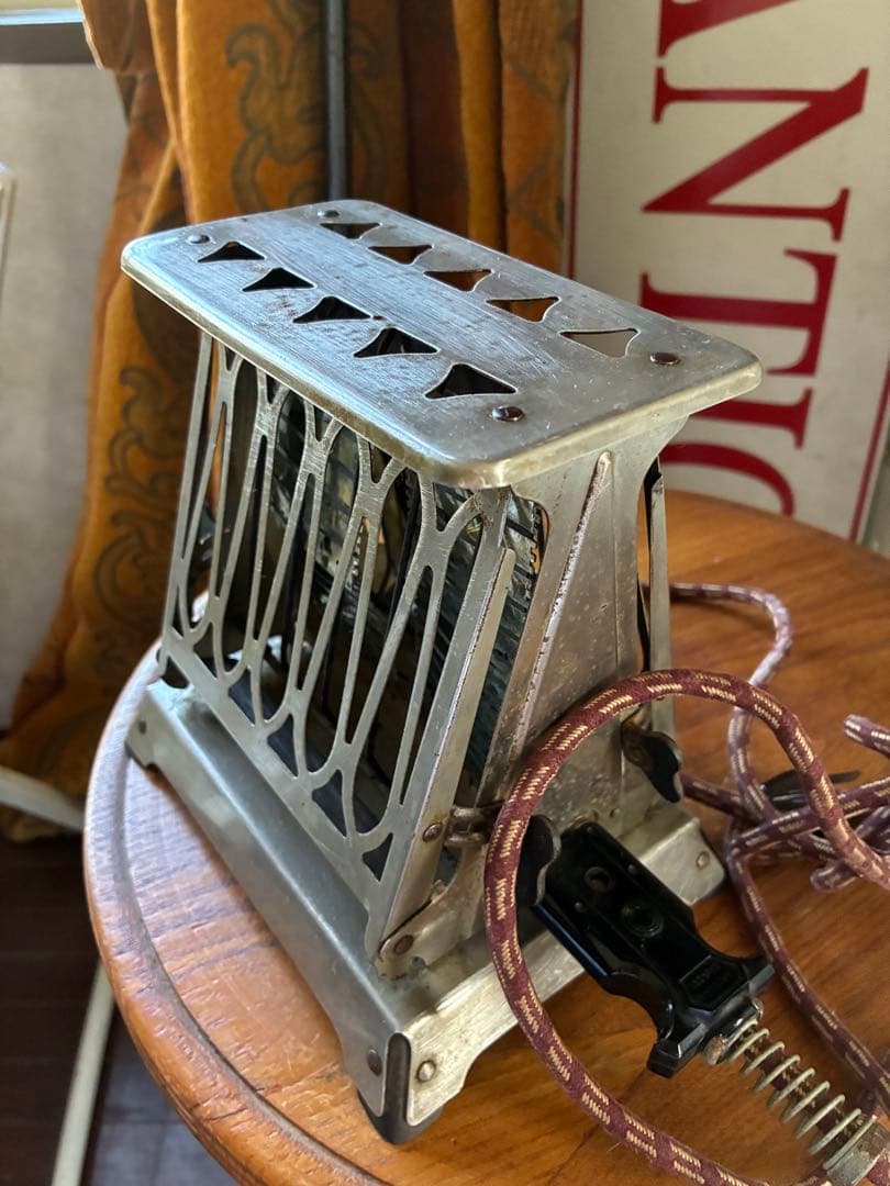 アンティーク　トースター　メタリック　美しい　メタルトースター　アメリカ30年代