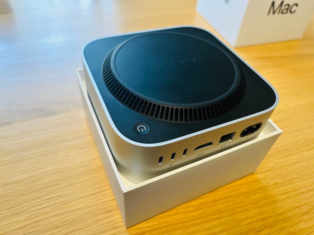 Apple M4 Mac mini（メモリ32GB 、SSD512GB