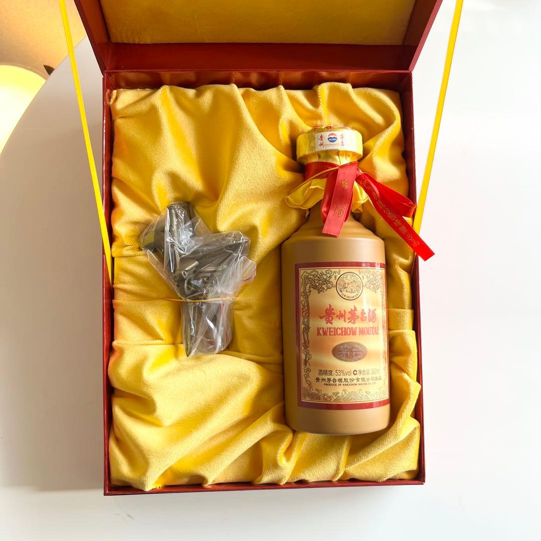 【カブトムシ 】貴州茅台酒15年 500ml 新品