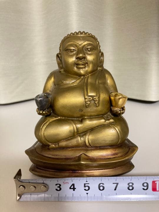 LP Pon 《2562 善迦財供尊》