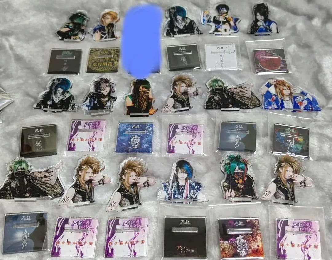 己龍　歴代衣装胸像　アクリルスタンド　アクスタ