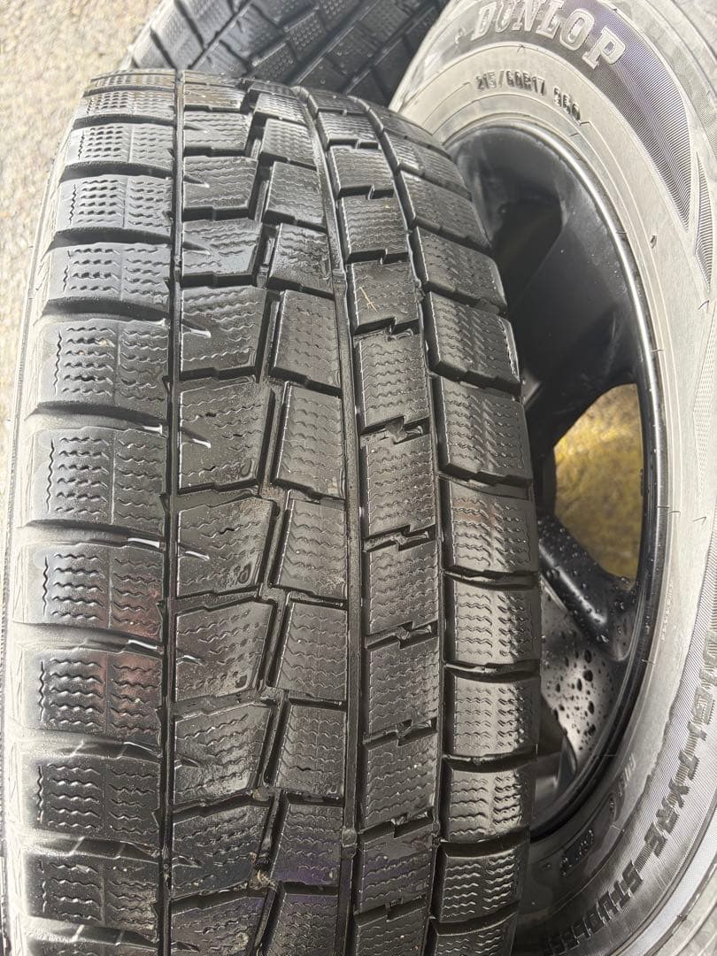 スタッドレスタイヤホイール４本セット　ダンロップ　　WM01 17インチ