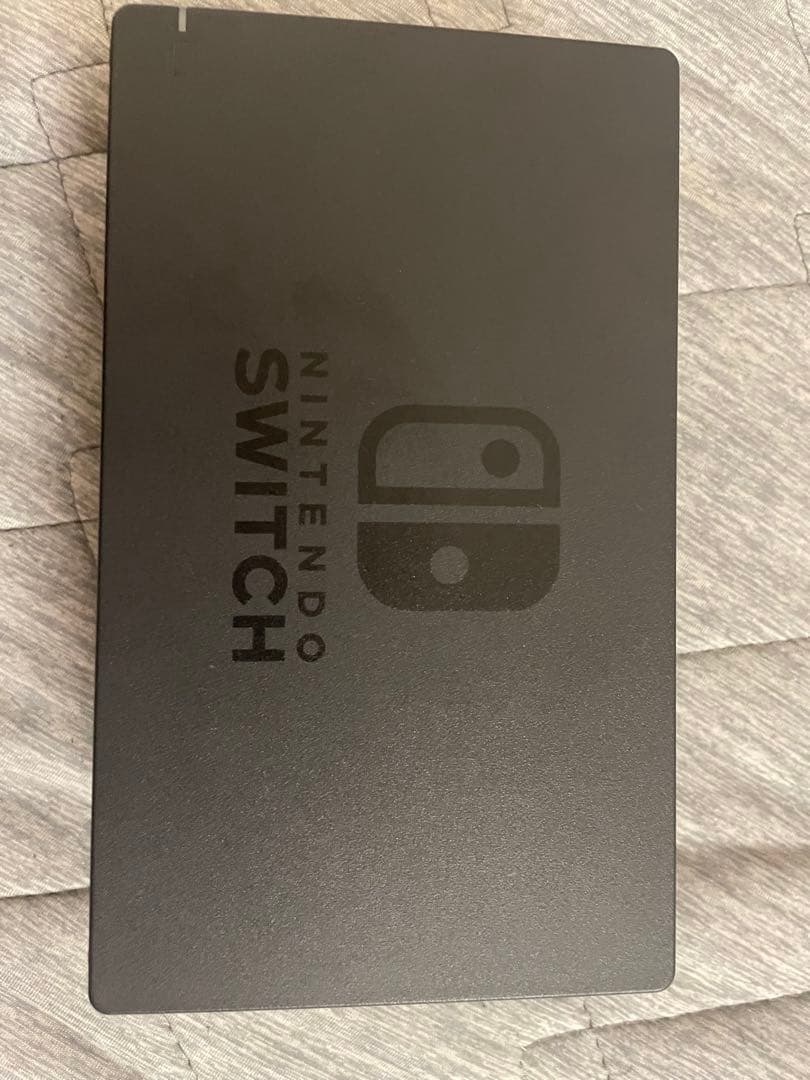 中古　Nintendo Switch　※説明を一読ください。