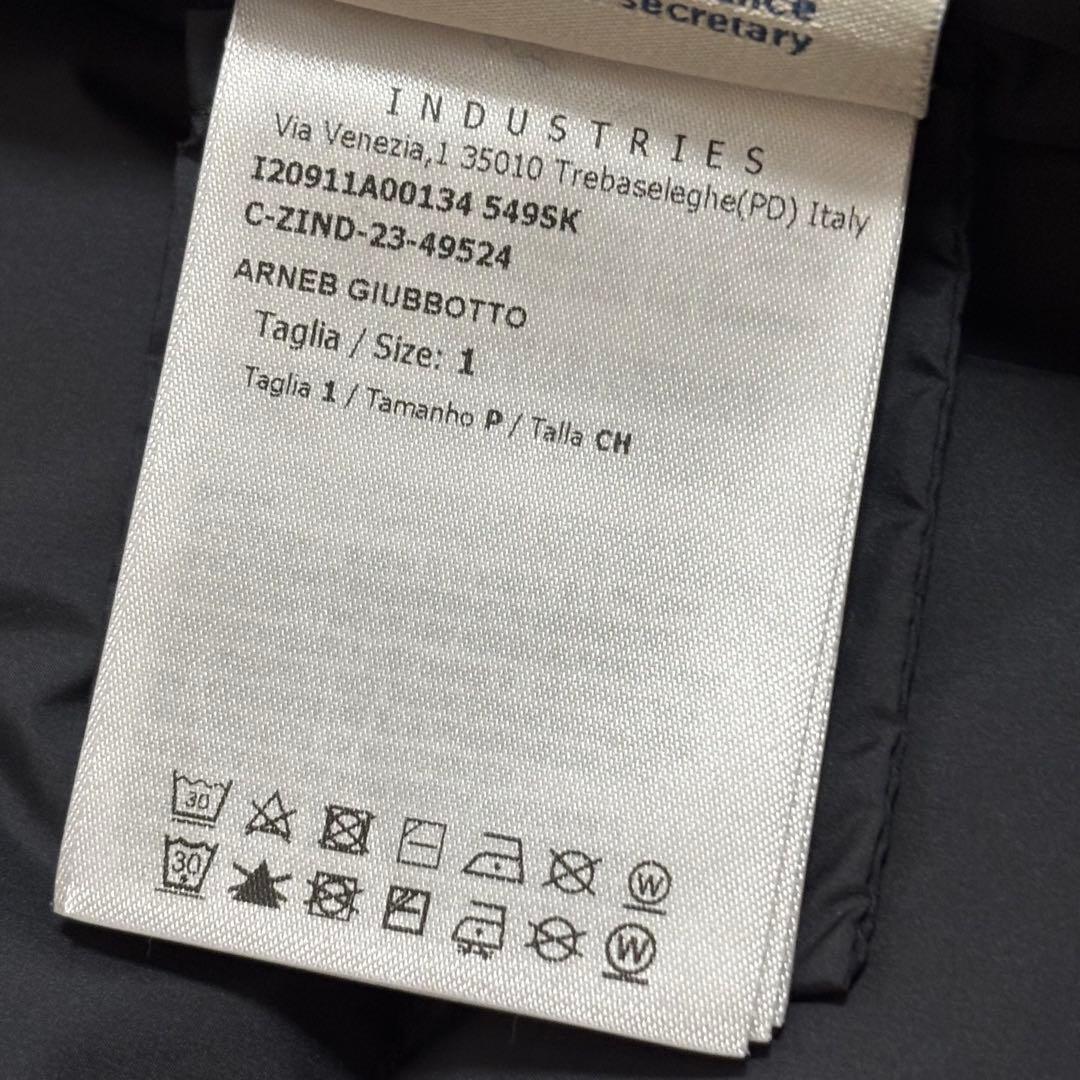 【極美品】モンクレール　ARNEB ブラック　サイズ1 23-24秋冬モデル